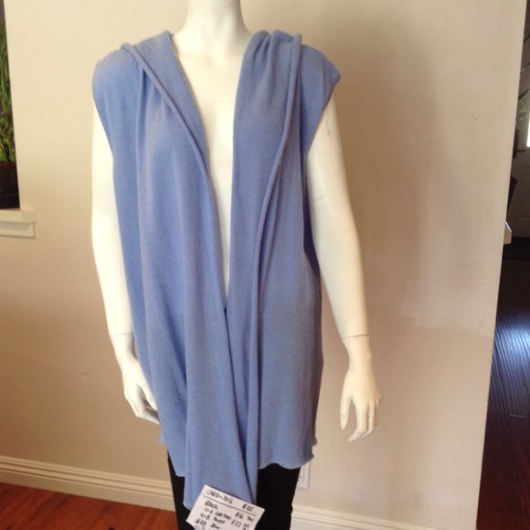 Cashmere Sleeveless Cardigan Vest In Blue